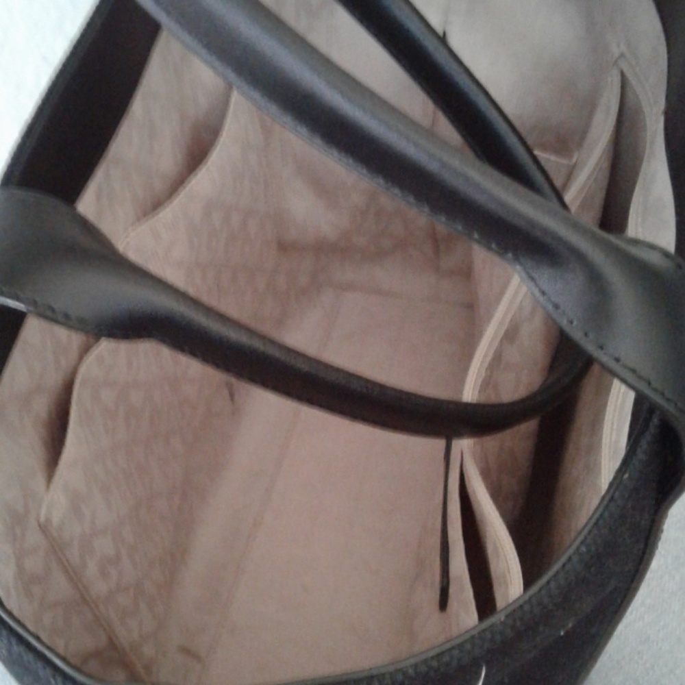 Hand bag - Picture 3 of 4